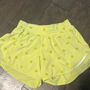 Lulu shorts size 4!